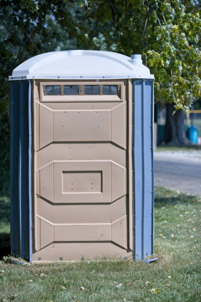 Portable Toilet Options We Offer in Mauston, WI