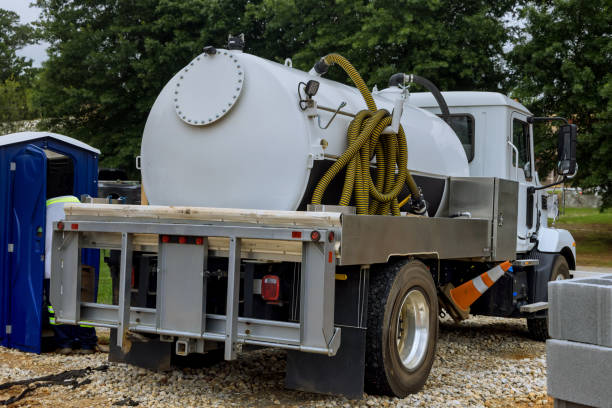 Best Best portable toilet rental  in Mauston, WI